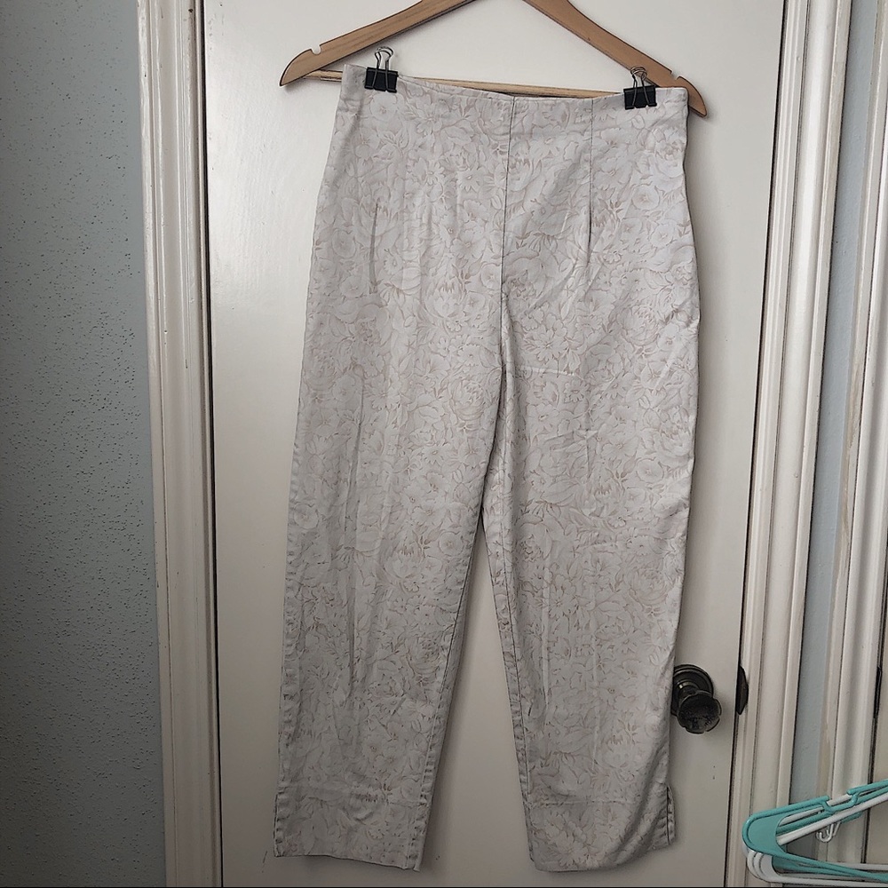 Parachute Capri Floral Printed Pants